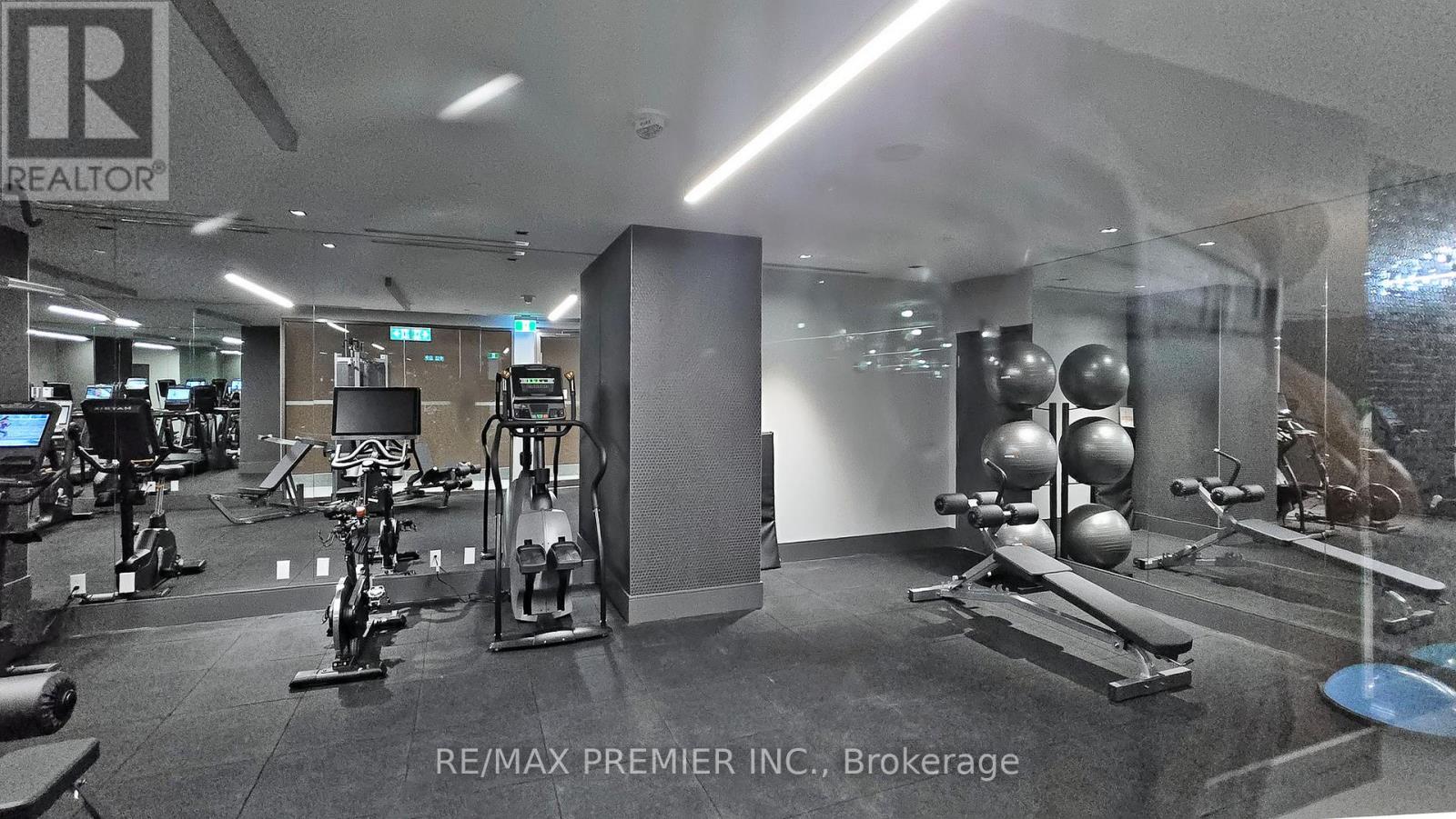 3711 - 8 Widmer Street, Toronto, Ontario  M5V 0W6 - Photo 28 - C12938130