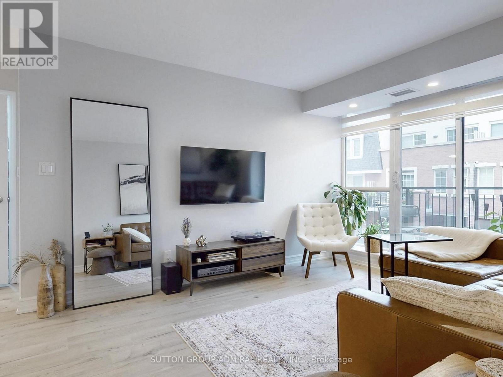 321 - 1000 King Street W, Toronto (Niagara), Ontario  M6K 3N1 - Photo 9 - C12938148