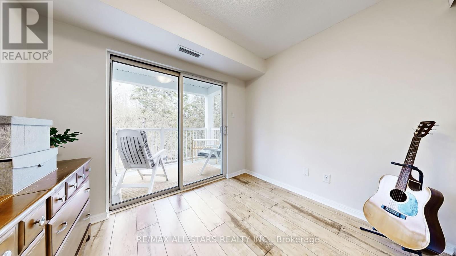 327 - 900 Bogart Mill Trail, Newmarket, Ontario  L3Y 8V5 - Photo 19 - N12938136