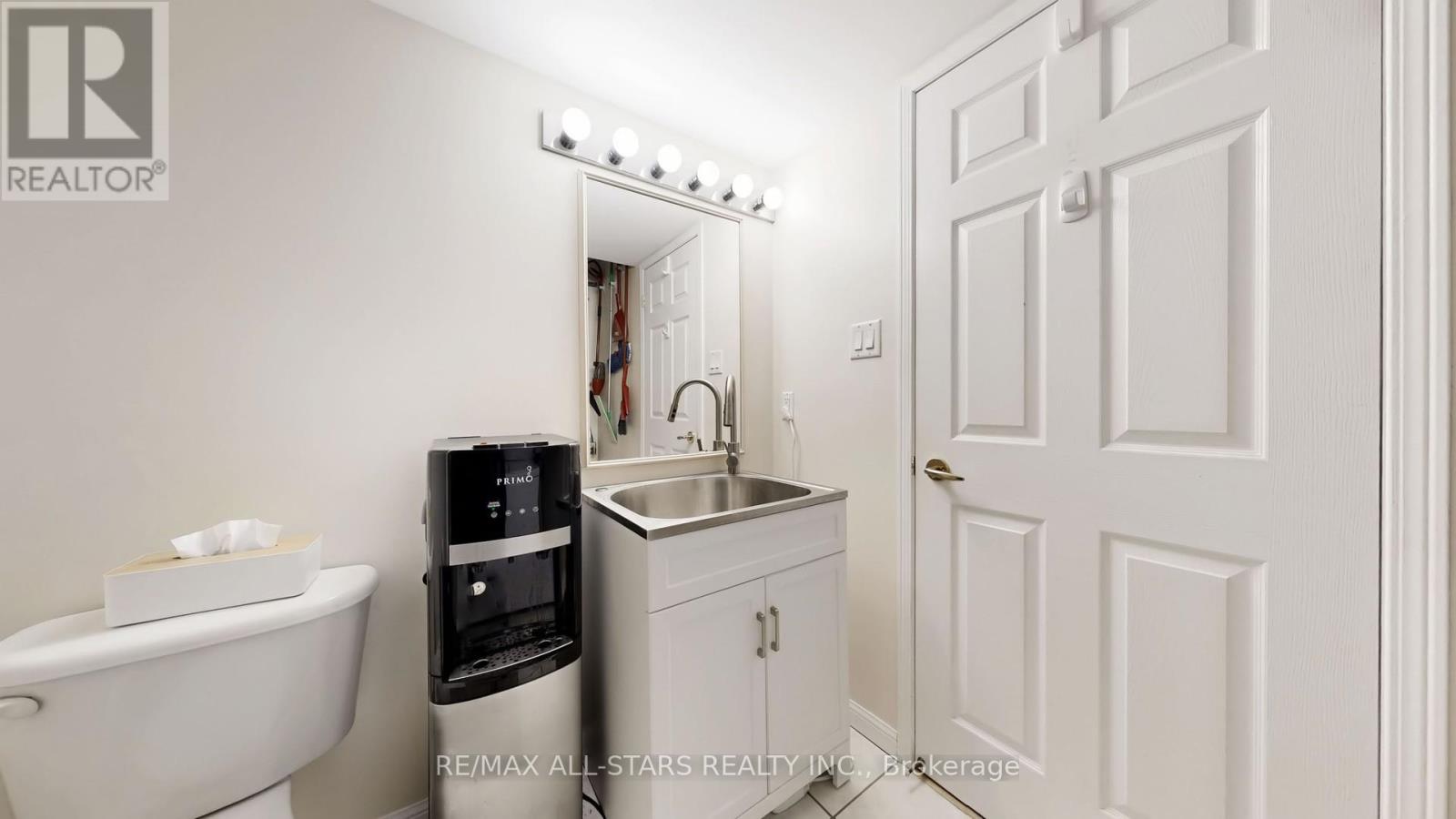 327 - 900 Bogart Mill Trail, Newmarket, Ontario  L3Y 8V5 - Photo 25 - N12938136