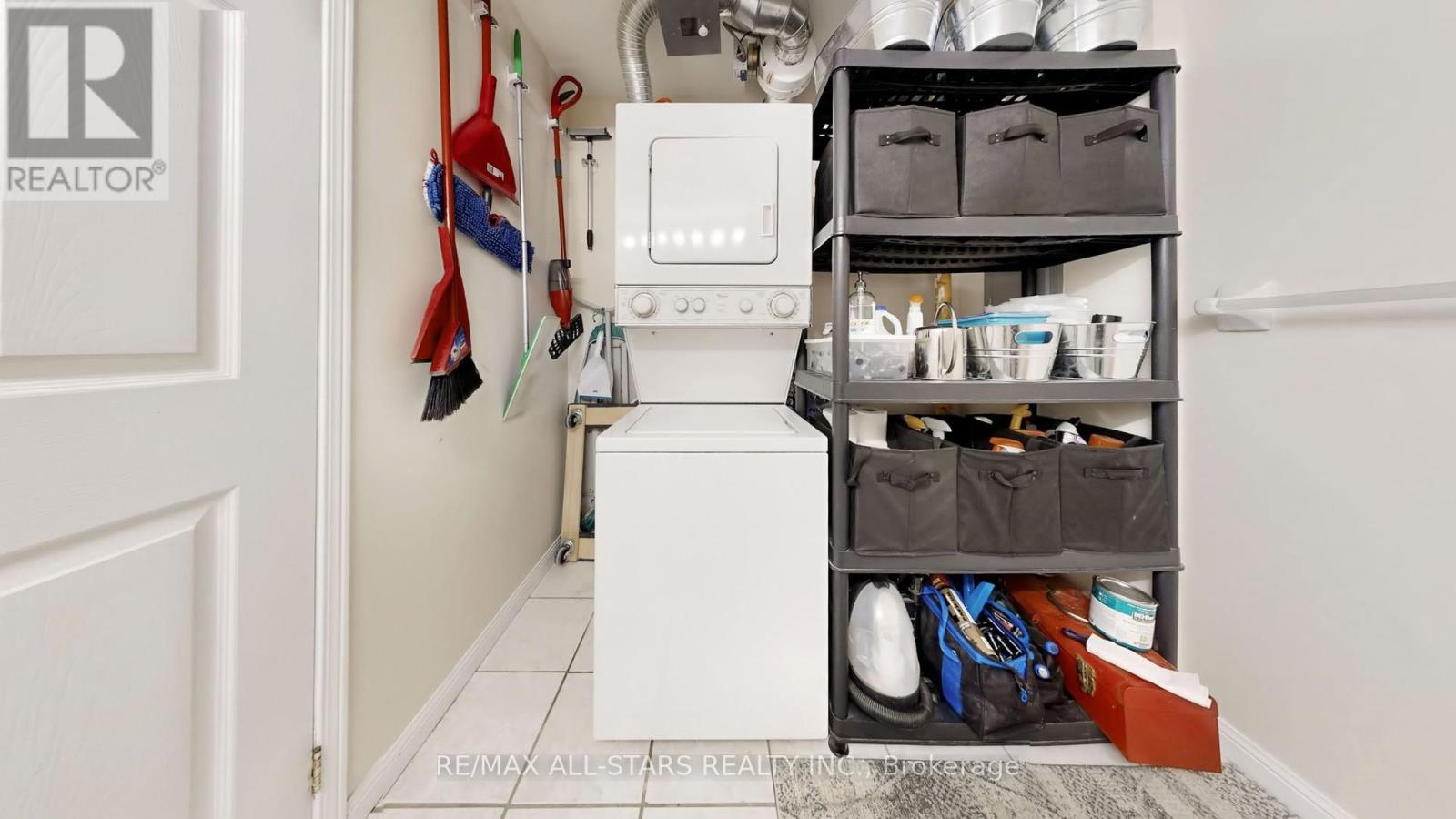 327 - 900 Bogart Mill Trail, Newmarket, Ontario  L3Y 8V5 - Photo 26 - N12938136