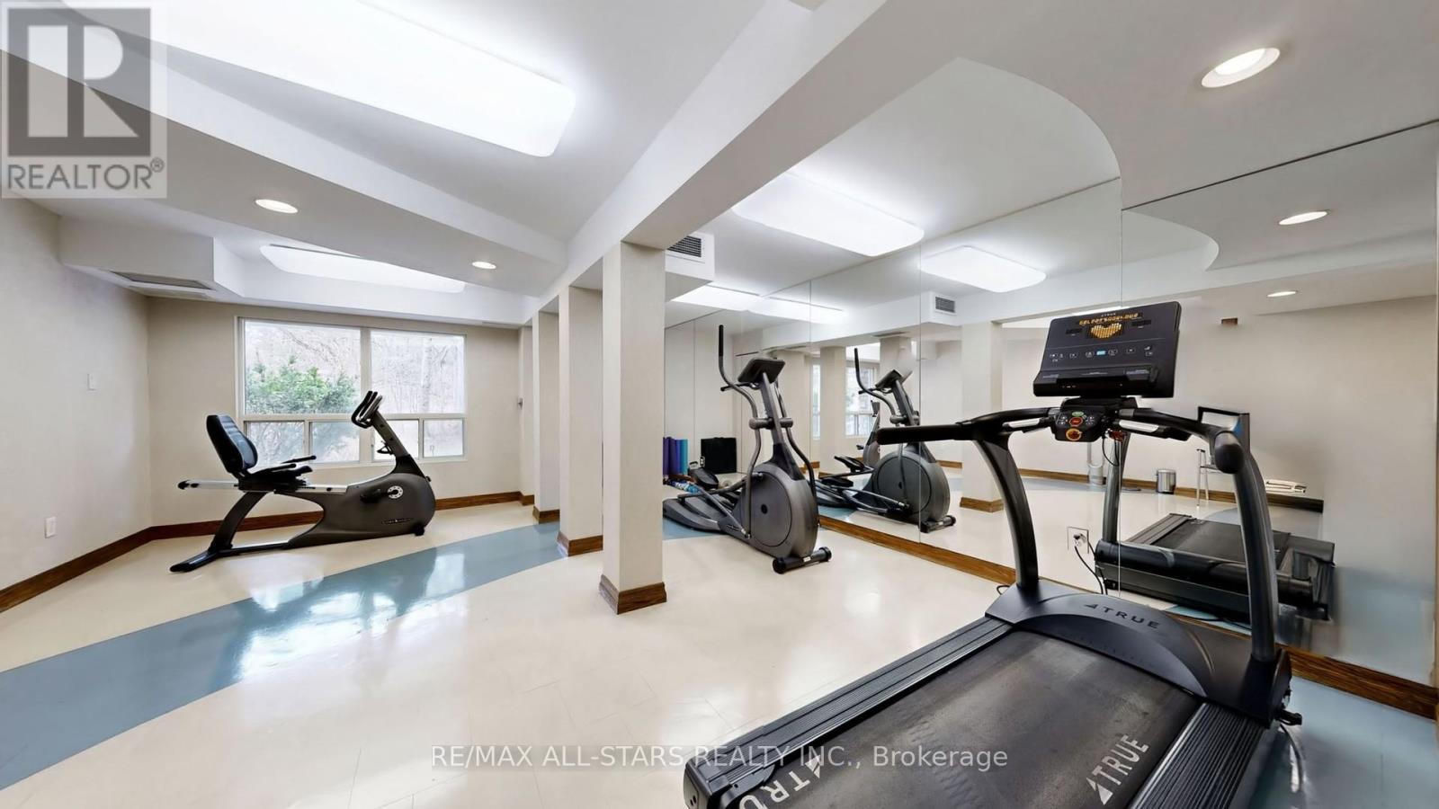 327 - 900 Bogart Mill Trail, Newmarket, Ontario  L3Y 8V5 - Photo 30 - N12938136