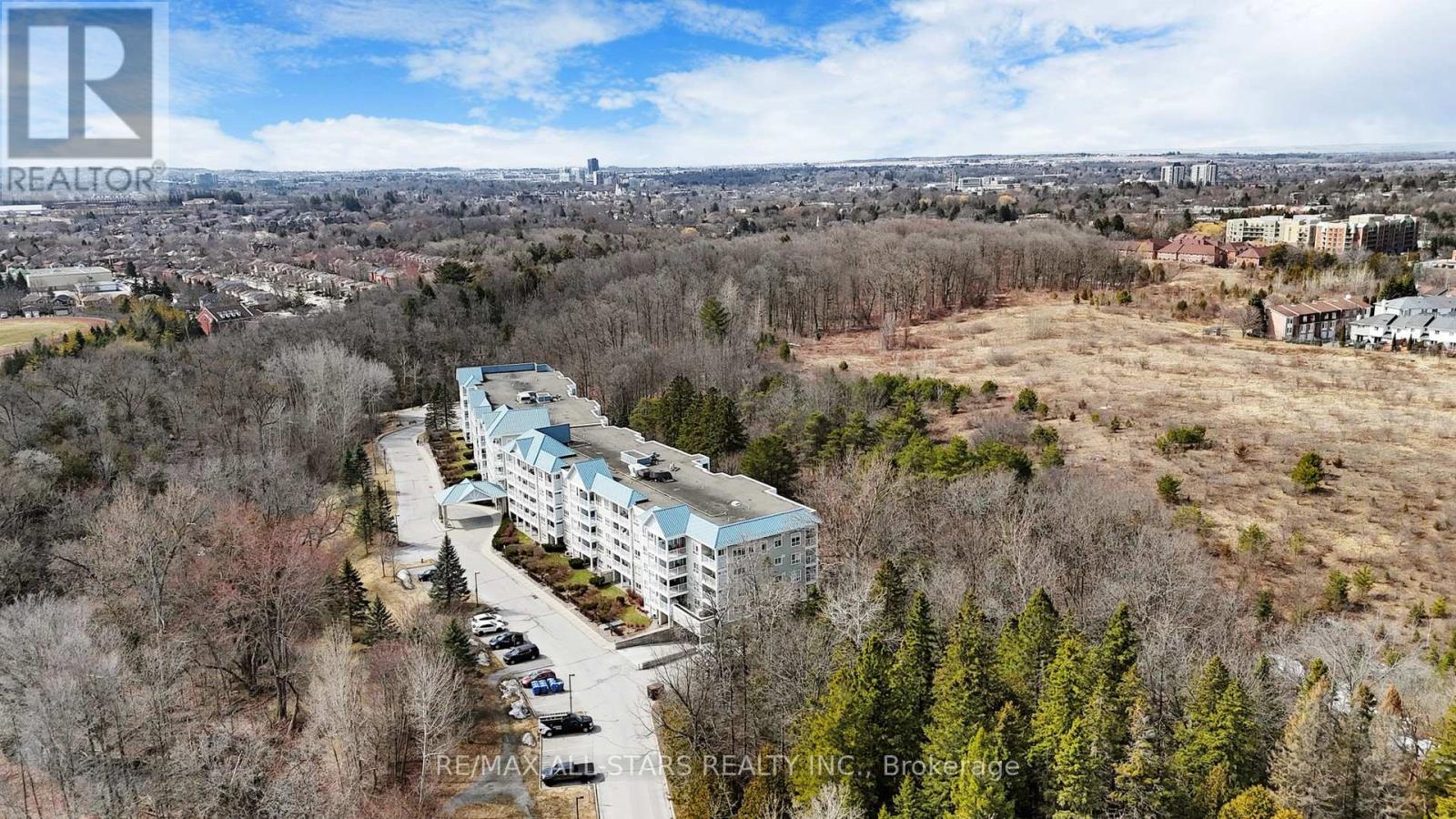 327 - 900 Bogart Mill Trail, Newmarket, Ontario  L3Y 8V5 - Photo 35 - N12938136