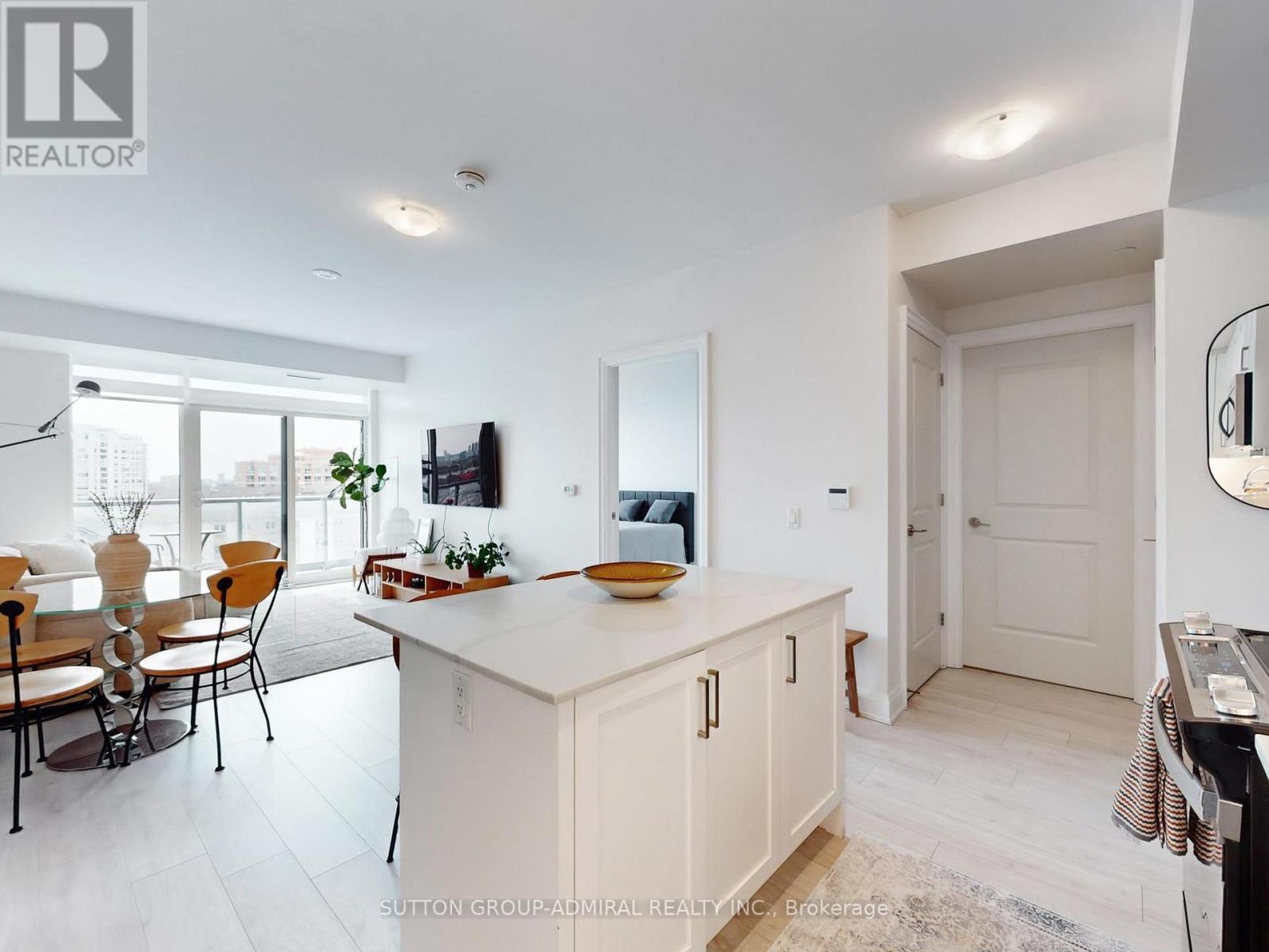 706 - 20 Gatineau Drive, Vaughan, Ontario  L4J 0L2 - Photo 10 - N12922526