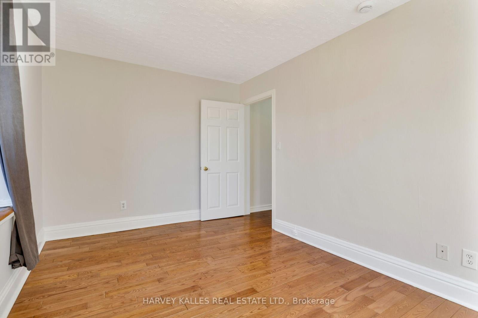 Upper - 429 Margueretta Street, Toronto, Ontario  M6H 3S6 - Photo 23 - W12938100