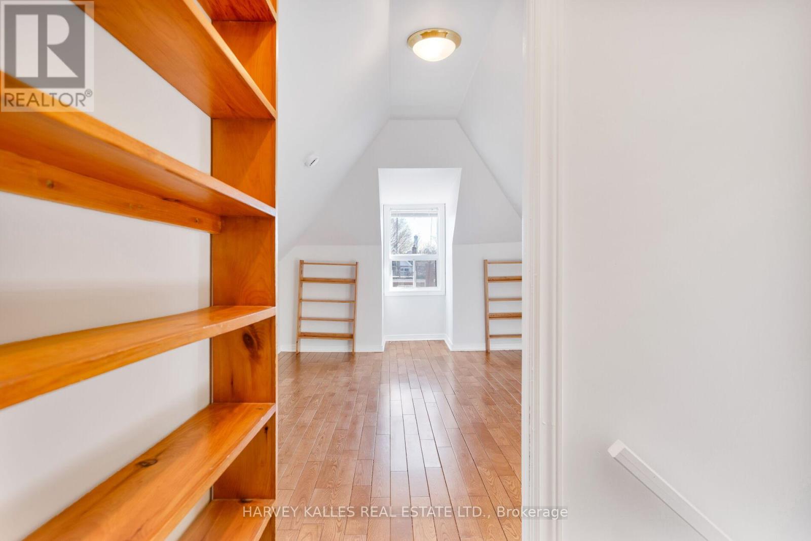 Upper - 429 Margueretta Street, Toronto, Ontario  M6H 3S6 - Photo 33 - W12938100
