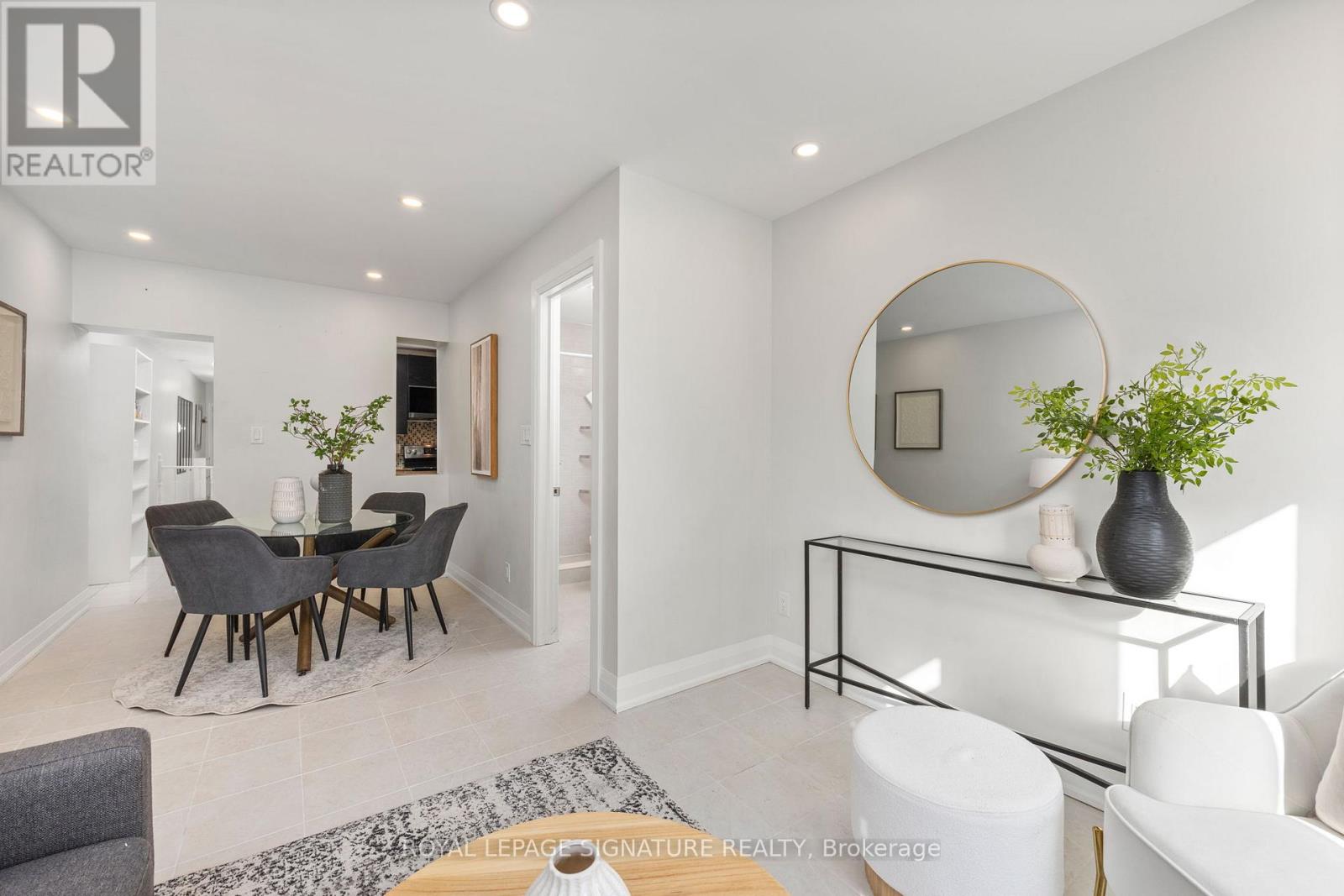 493 Jane Street, Toronto, Ontario  M6S 4A1 - Photo 14 - W12938106