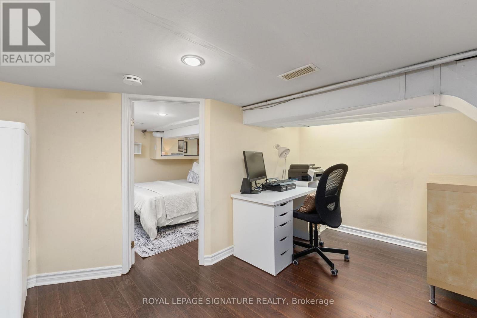 493 Jane Street, Toronto, Ontario  M6S 4A1 - Photo 19 - W12938106