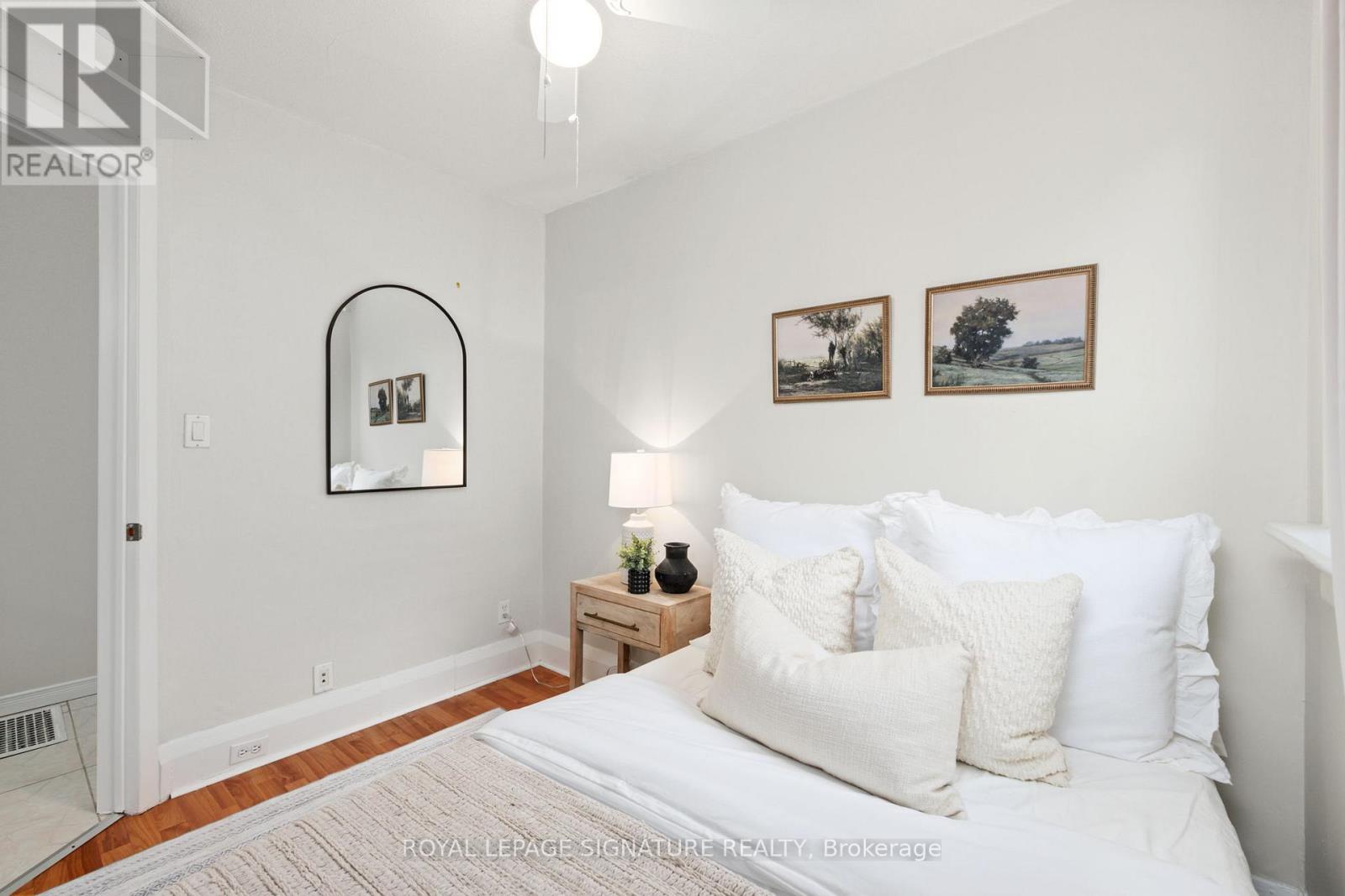 493 Jane Street, Toronto, Ontario  M6S 4A1 - Photo 7 - W12938106