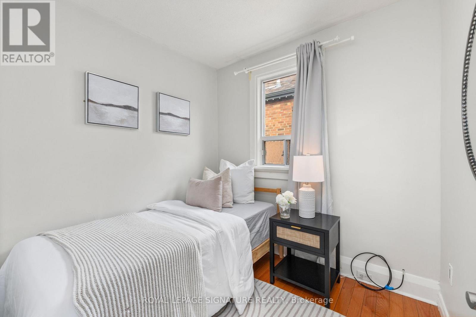 493 Jane Street, Toronto, Ontario  M6S 4A1 - Photo 8 - W12938106