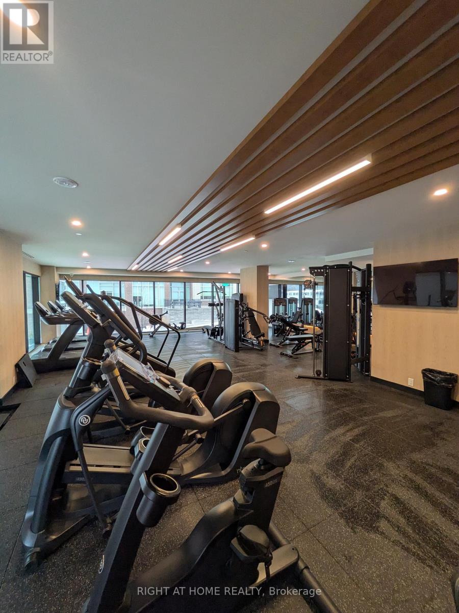 906 - 1660 Bloor Street W, Toronto, Ontario  M6P 0C6 - Photo 13 - W12938112