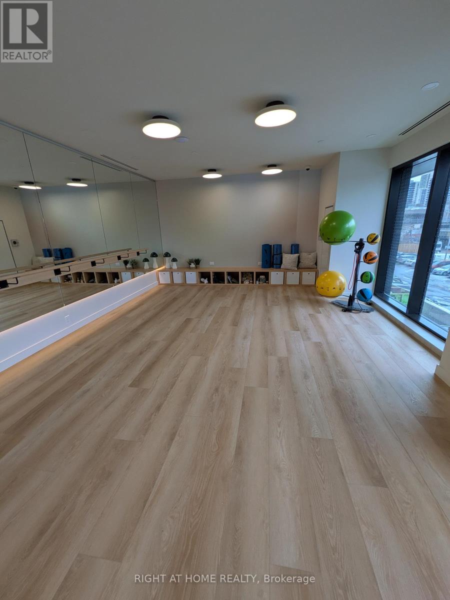 906 - 1660 Bloor Street W, Toronto, Ontario  M6P 0C6 - Photo 16 - W12938112