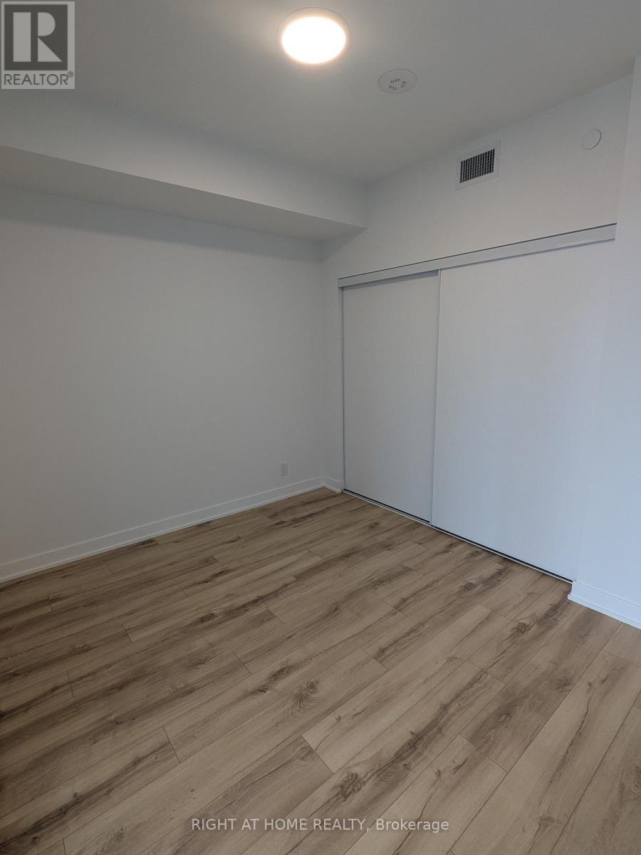 906 - 1660 Bloor Street W, Toronto, Ontario  M6P 0C6 - Photo 5 - W12938112