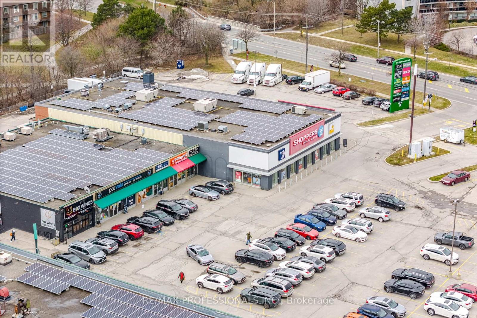 2 Thicket Road, Toronto, Ontario  M9C 2T3 - Photo 50 - W12938128