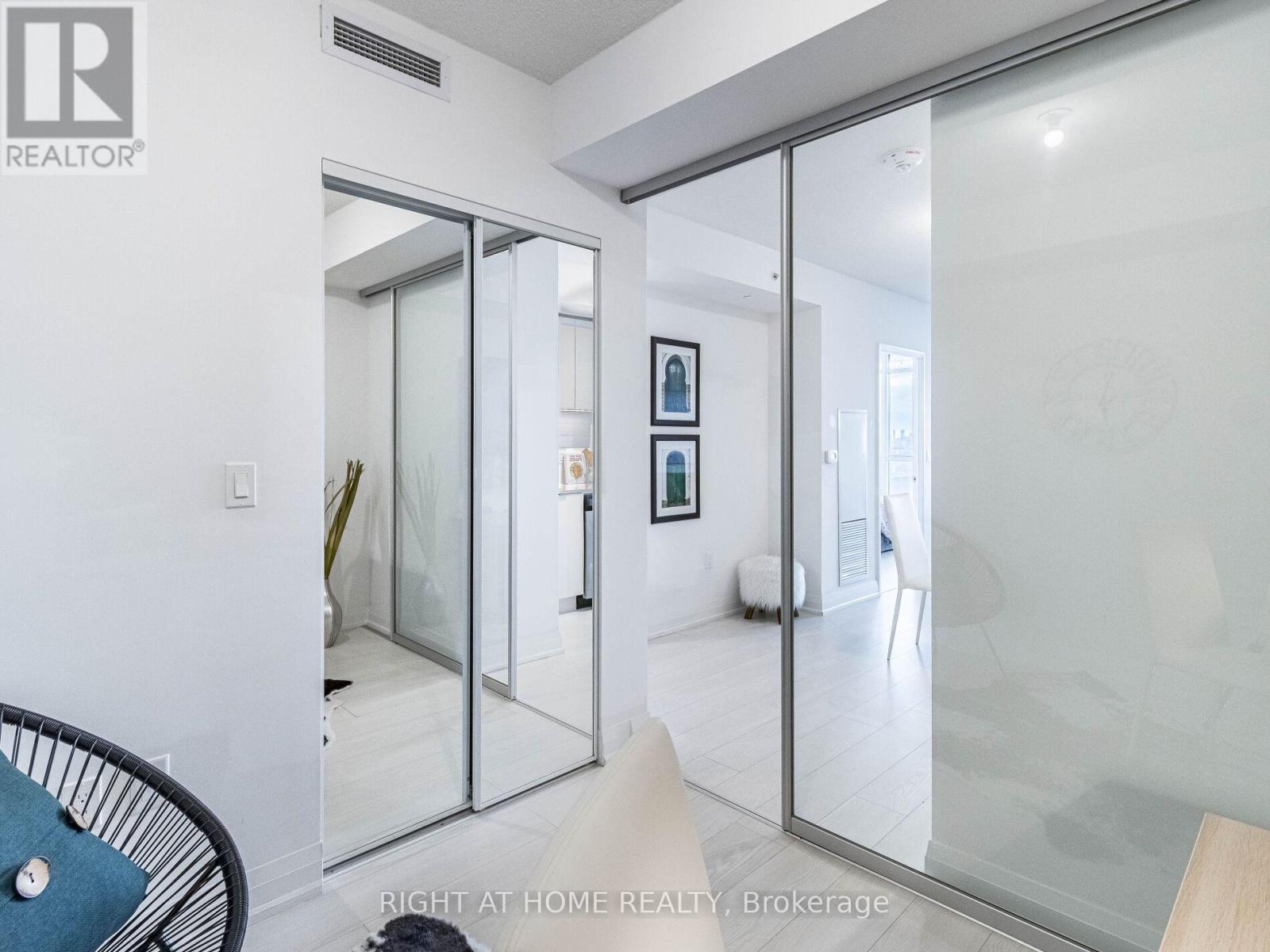 2610 - 30 Gibbs Road, Toronto (Islington-City Centre West), Ontario  M9B 0E4 - Photo 24 - W12938144