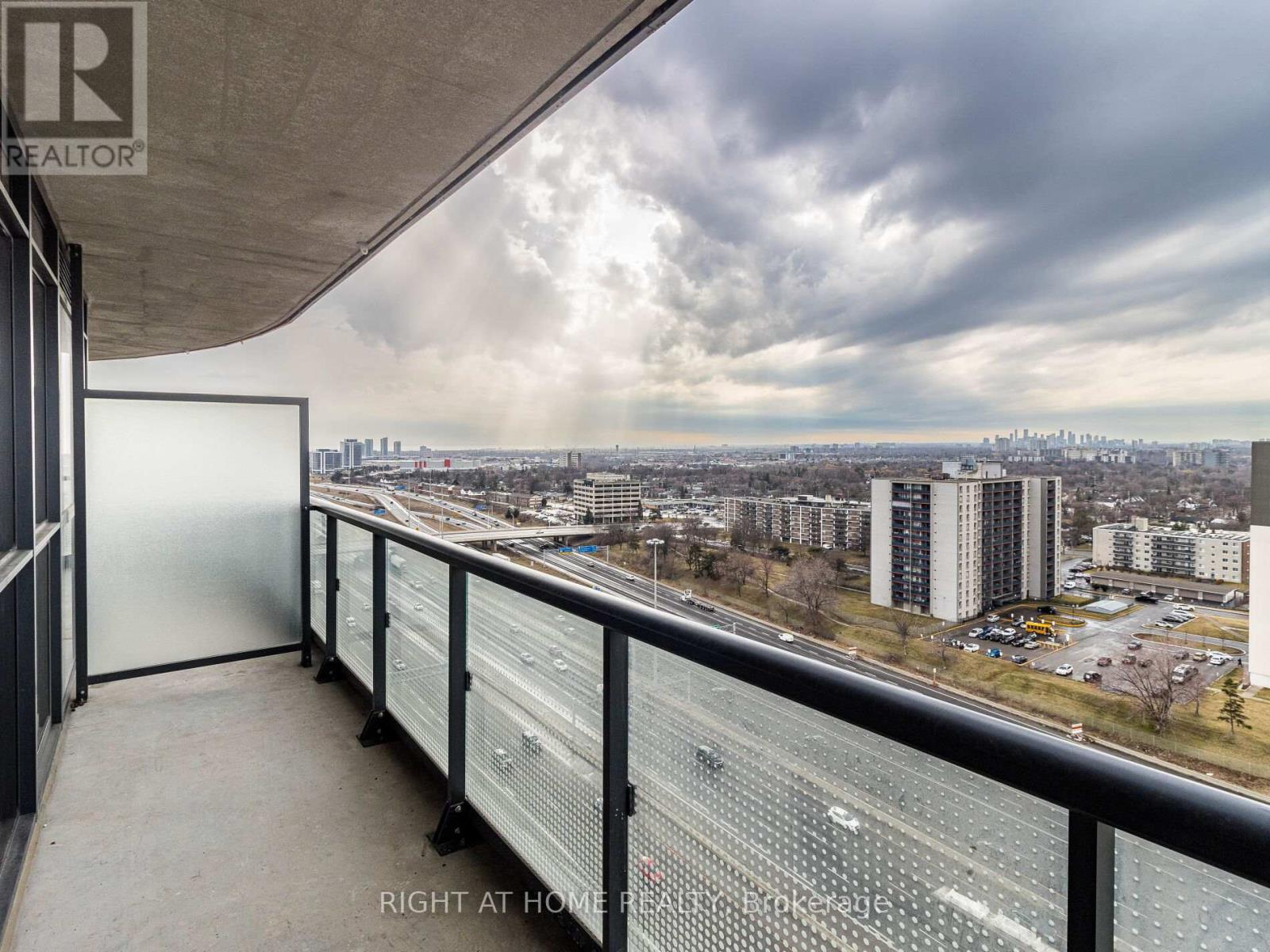 2610 - 30 Gibbs Road, Toronto (Islington-City Centre West), Ontario  M9B 0E4 - Photo 32 - W12938144