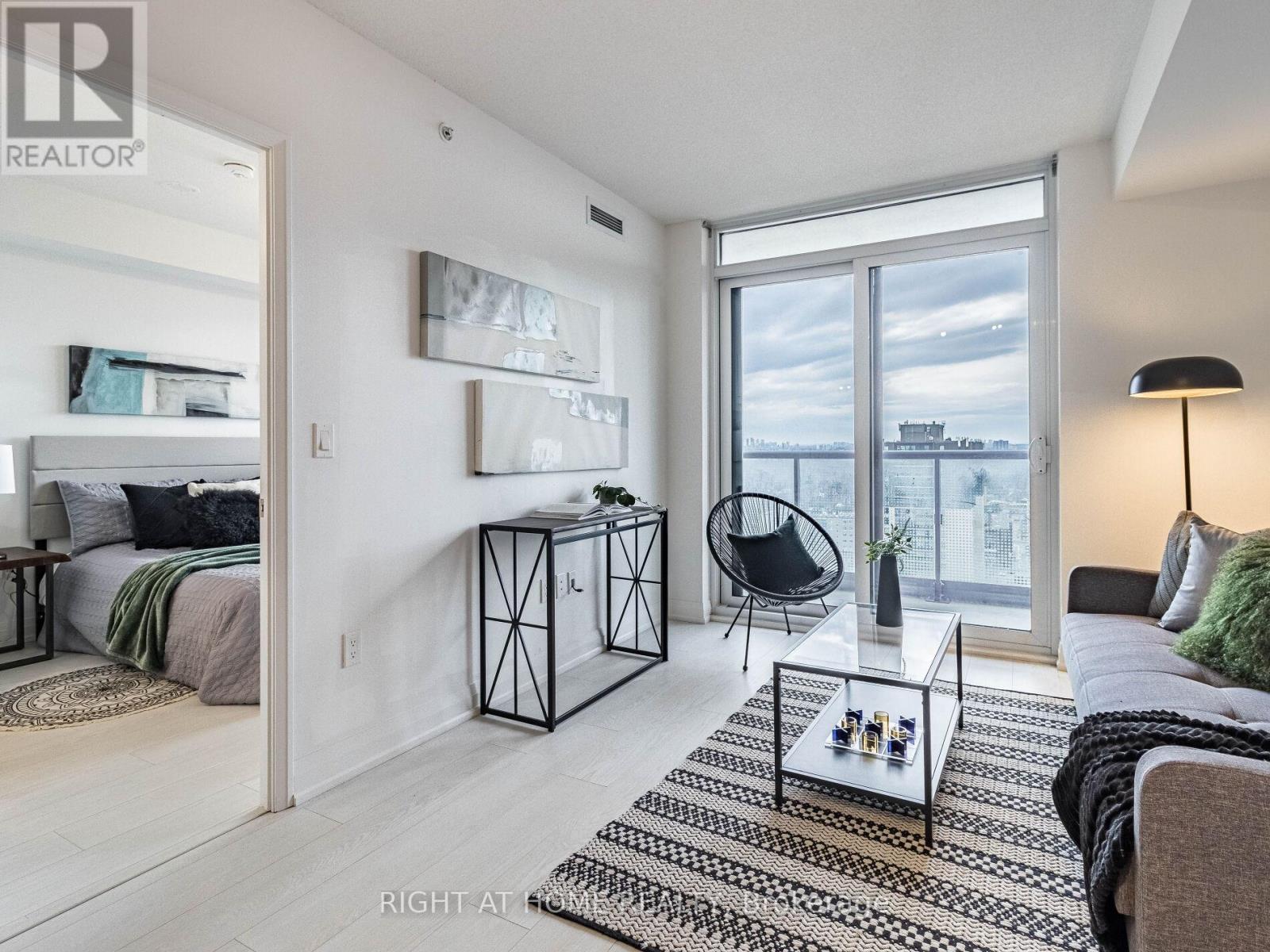 2610 - 30 Gibbs Road, Toronto (Islington-City Centre West), Ontario  M9B 0E4 - Photo 5 - W12938144