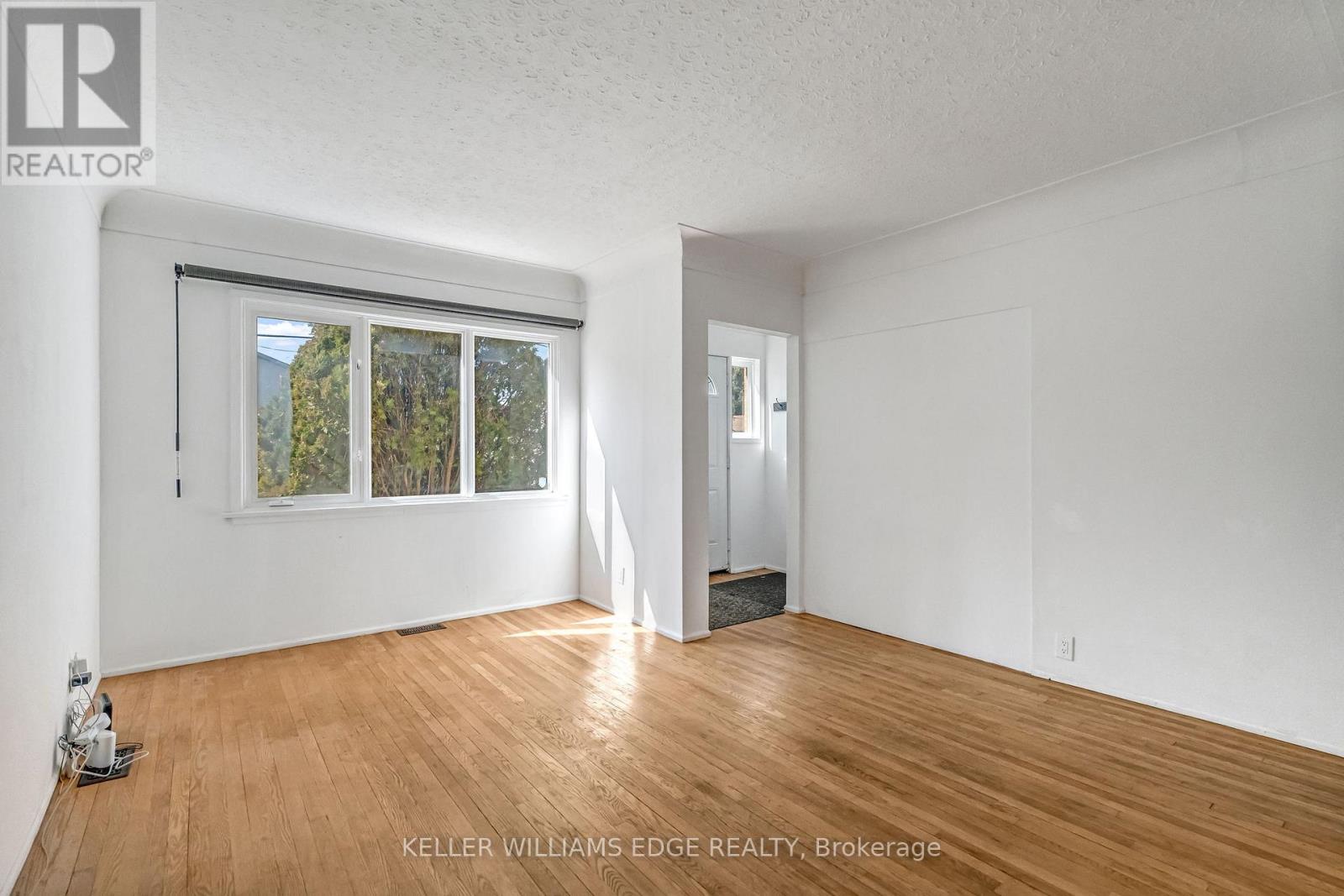 23 Clifford Street, Hamilton, Ontario  L8S 2Z7 - Photo 6 - X12938146