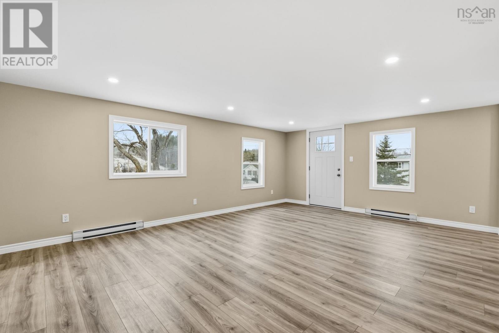 33 Riverview Road, Hantsport, Nova Scotia  B0P 1P0 - Photo 4 - 202605864