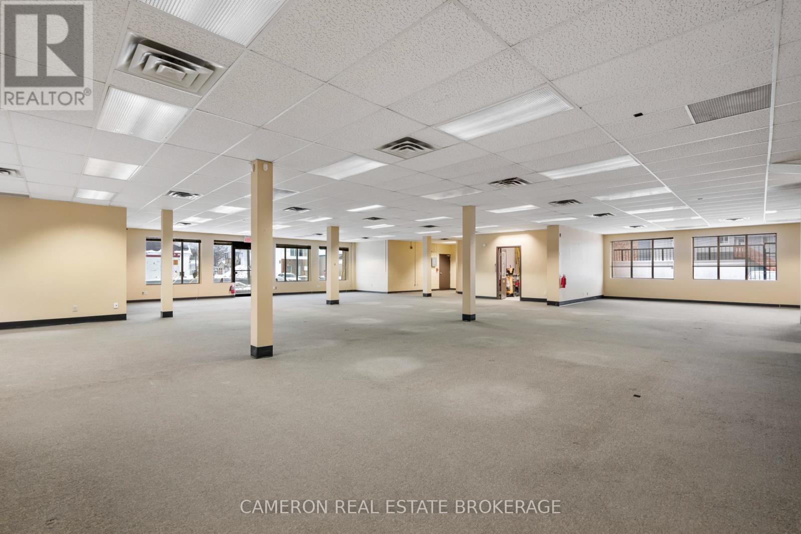 4 Montreal Road, Cornwall, Ontario  K6H 1B1 - Photo 7 - X12893266