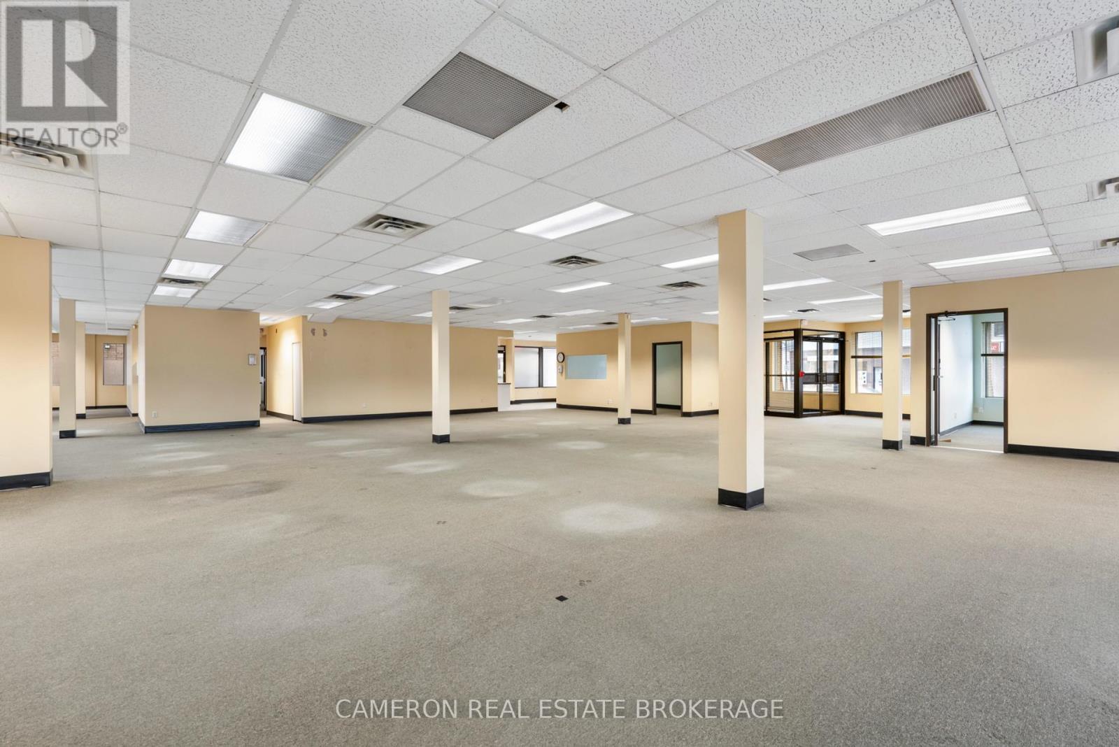 4 Montreal Road, Cornwall, Ontario  K6H 1B1 - Photo 9 - X12893266