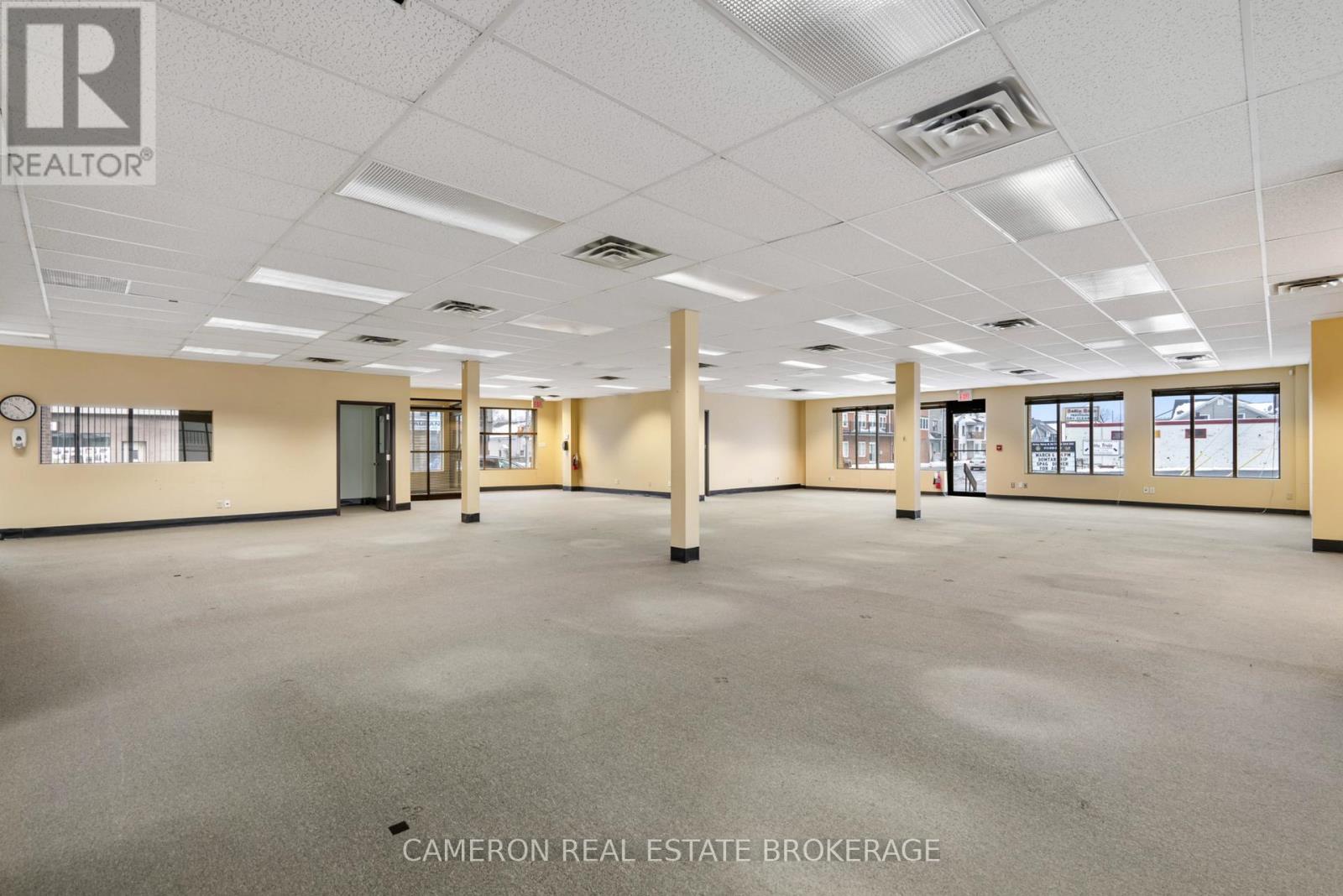 4 Montreal Road, Cornwall, Ontario  K6H 1B1 - Photo 8 - X12893266