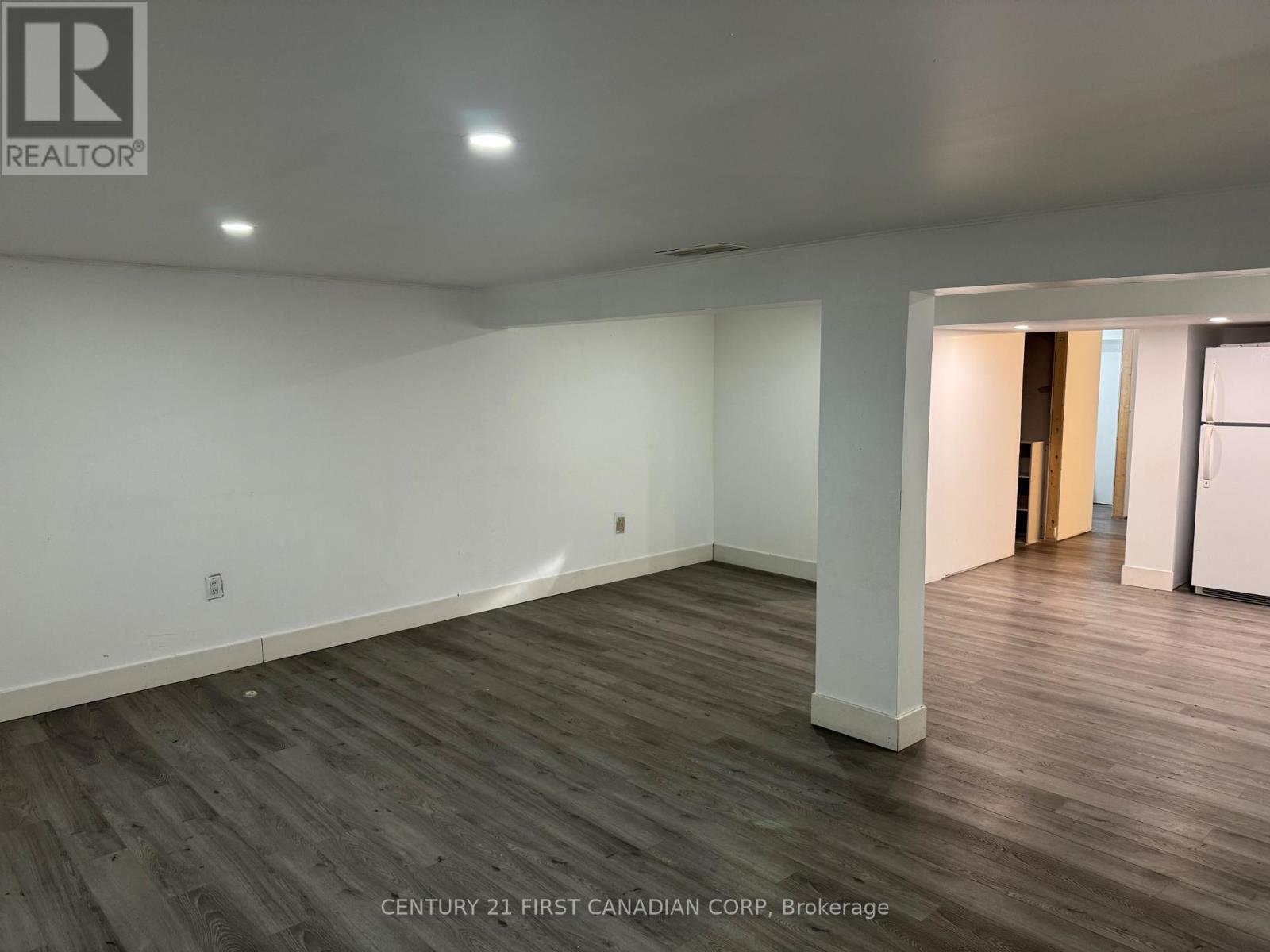 12 Noel Avenue, London East, Ontario  N5V 1A9 - Photo 24 - X12929310