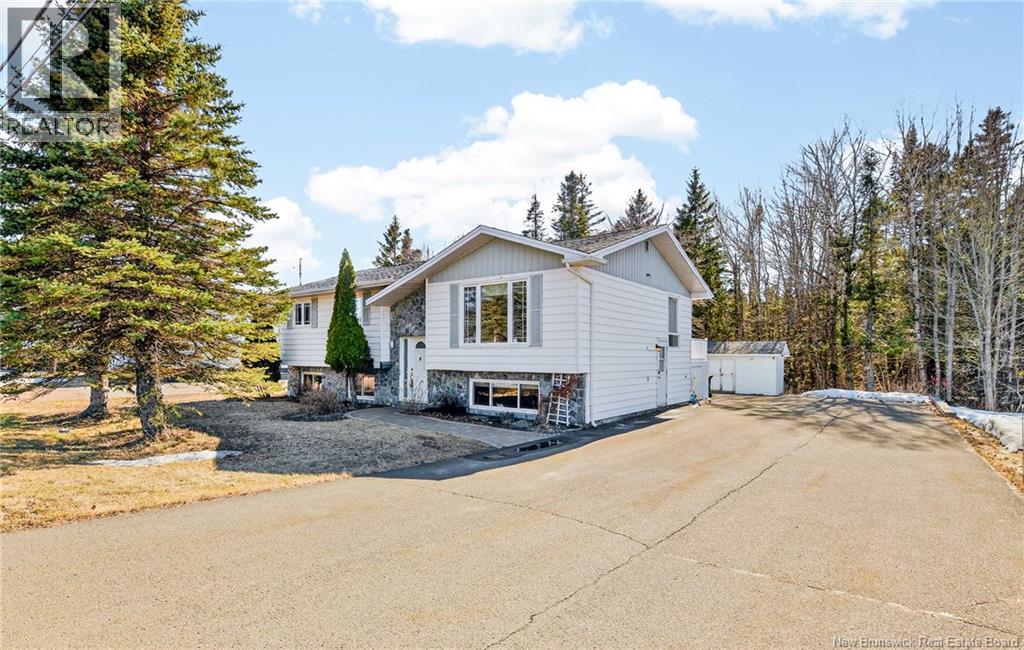 78 Pascal Avenue, Dieppe, New Brunswick  E1A 5M2 - Photo 1 - NB135556