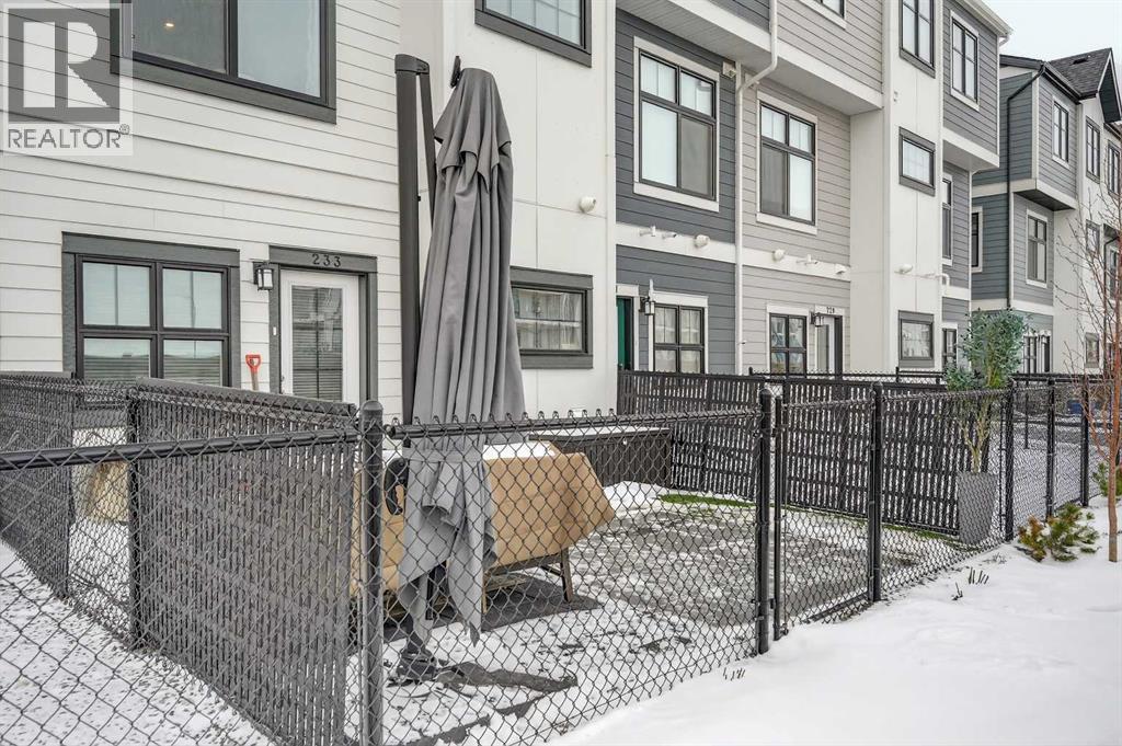 233 Les Jardins Park Se, Calgary, Alberta  T2C 5V3 - Photo 34 - A2294714