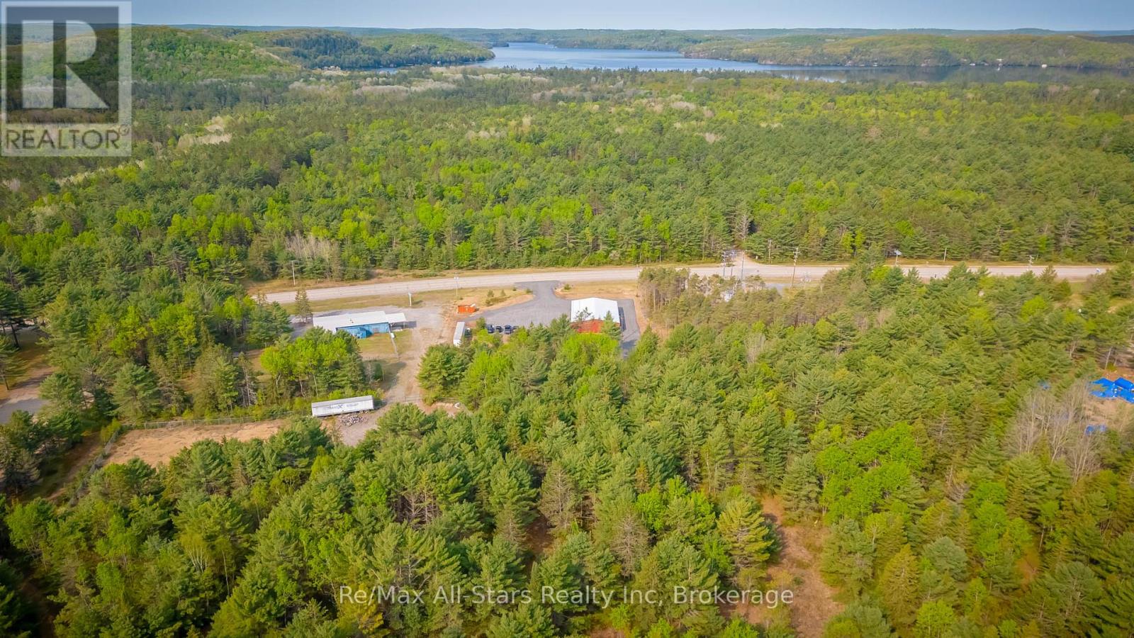 25754 35 Highway, Lake Of Bays, Ontario  P0A 1H0 - Photo 12 - X12347380