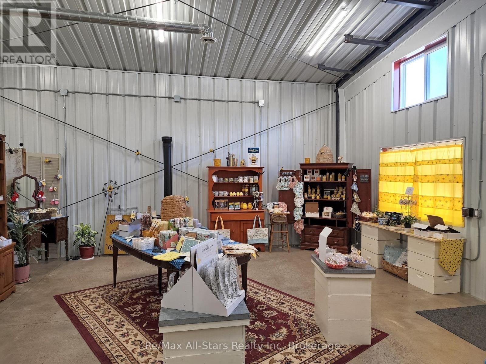 25754 35 Highway, Lake Of Bays, Ontario  P0A 1H0 - Photo 22 - X12347380