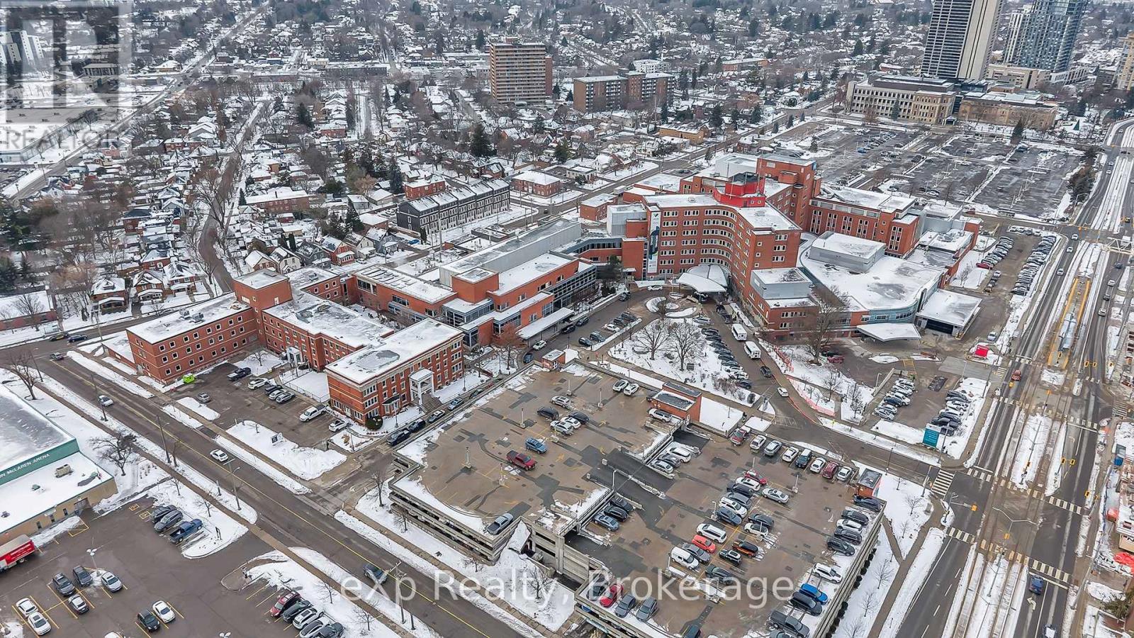 306 - 741 King Street W, Kitchener, Ontario N2G 0E9 - Photo 18 - X12938174