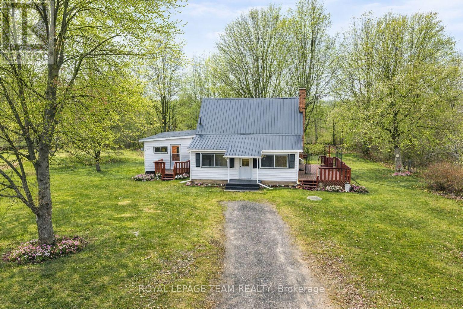 1448 Perrault Road, Bonnechere Valley, Ontario  K0J 1T0 - Photo 2 - X12389342