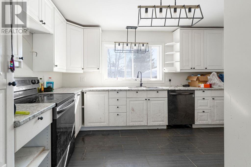 3612 Suzanne Street, Val Caron, Ontario  P3N 1H1 - Photo 14 - 2126933