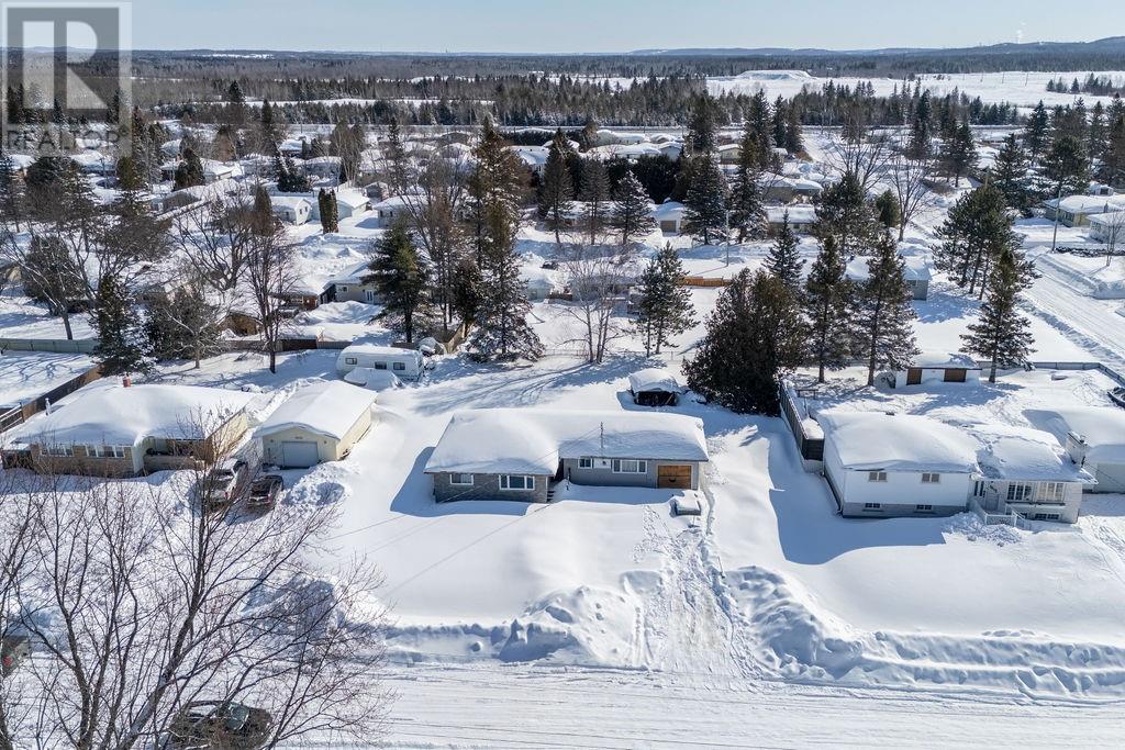 3612 Suzanne Street, Val Caron, Ontario  P3N 1H1 - Photo 26 - 2126933