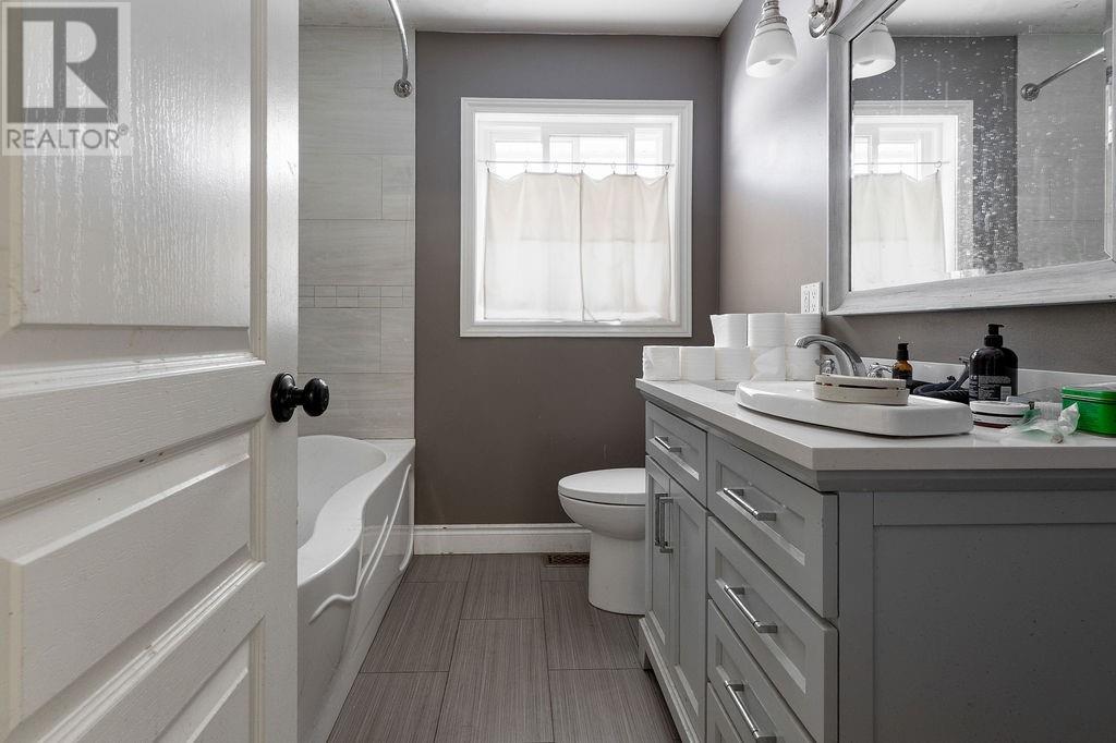 3612 Suzanne Street, Val Caron, Ontario  P3N 1H1 - Photo 6 - 2126933