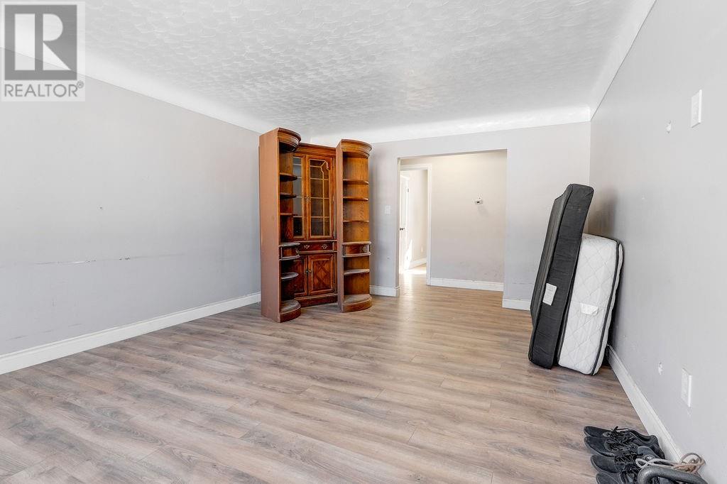 3612 Suzanne Street, Val Caron, Ontario  P3N 1H1 - Photo 8 - 2126933