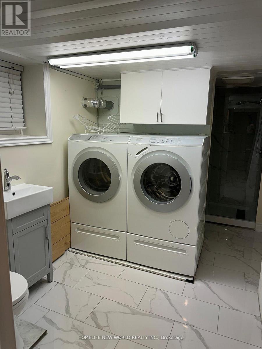 1621 Mount Pleasant Road, Toronto, Ontario  M4N 2V5 - Photo 12 - C12938156