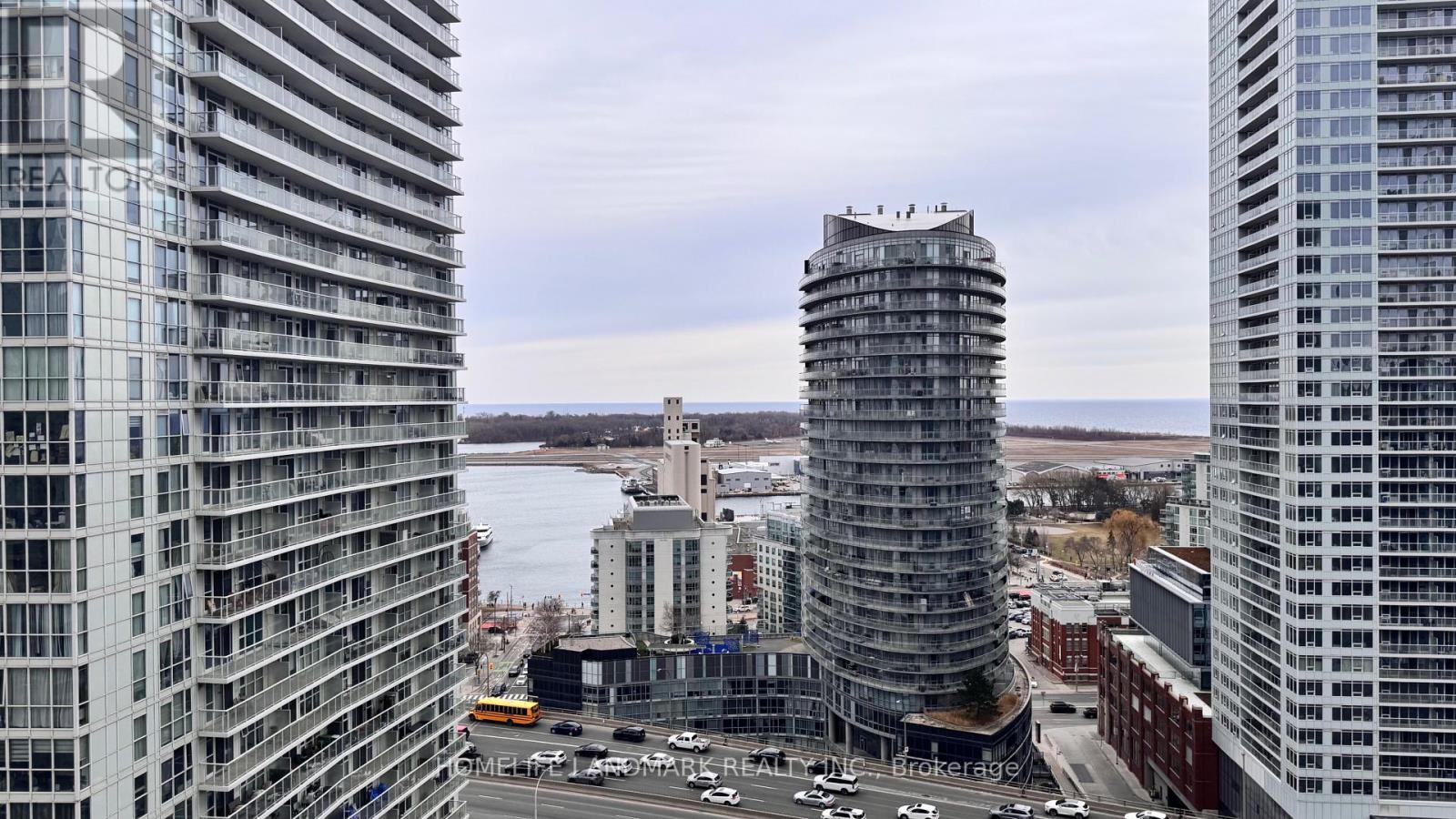 2303 - 85 Queens Wharf Road, Toronto, Ontario  M5V 0J9 - Photo 14 - C12938160