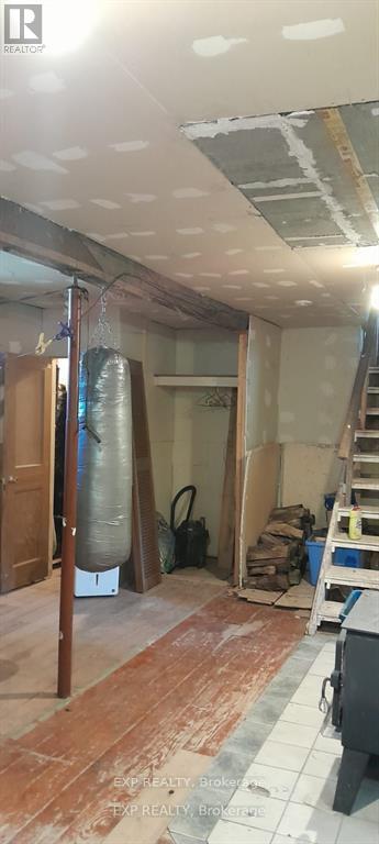 330 Helena Street, Fort Erie, Ontario  L2A 4J8 - Photo 25 - X12763340