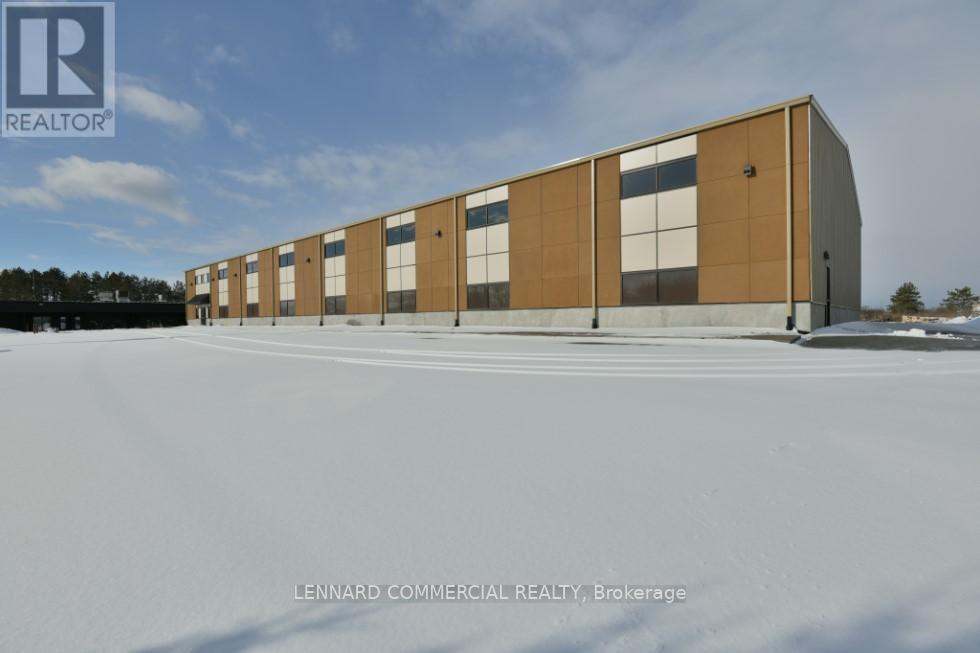 139 John Cavanaugh Drive, Ottawa, Ontario  K0A 1L0 - Photo 2 - X12938154