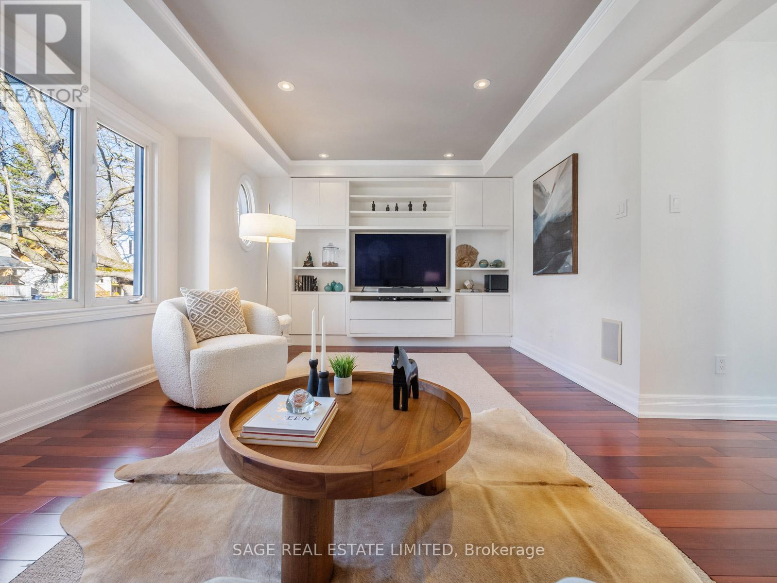 137 Willow Avenue, Toronto, Ontario  M4E 3K4 - Photo 12 - E12938202