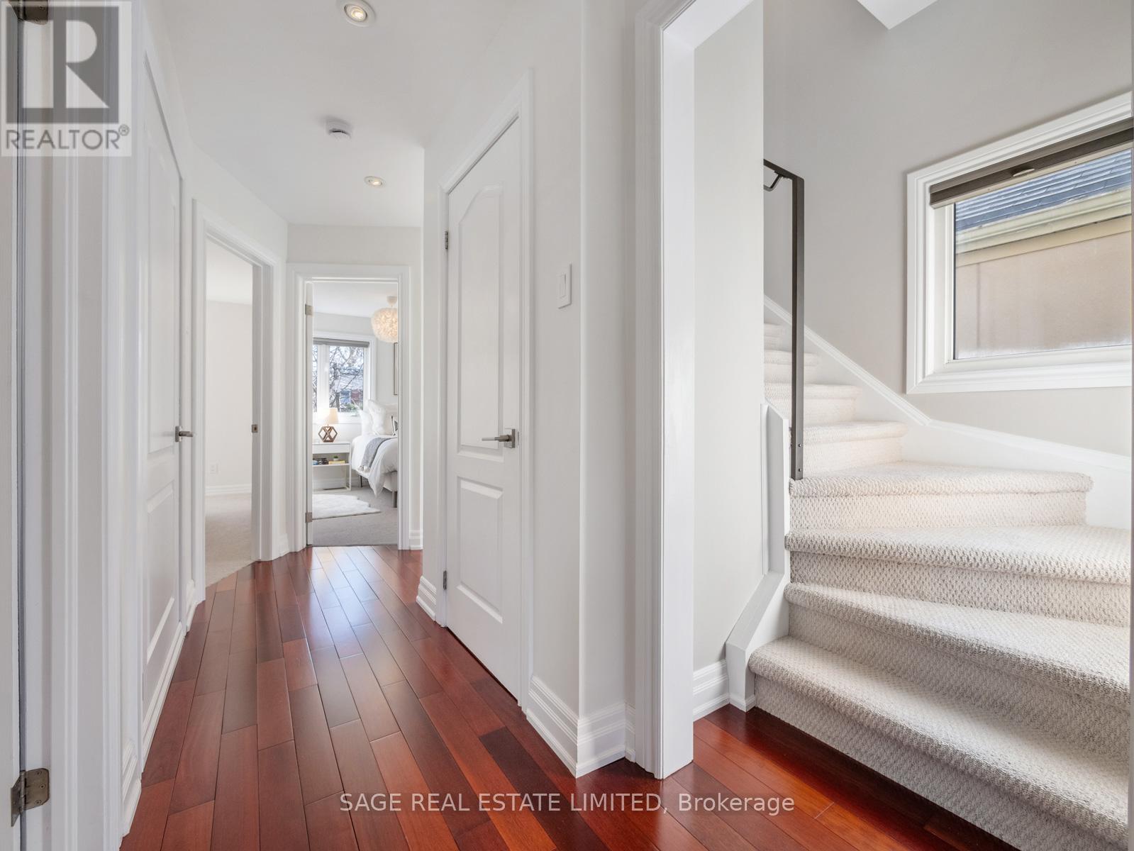 137 Willow Avenue, Toronto, Ontario  M4E 3K4 - Photo 18 - E12938202