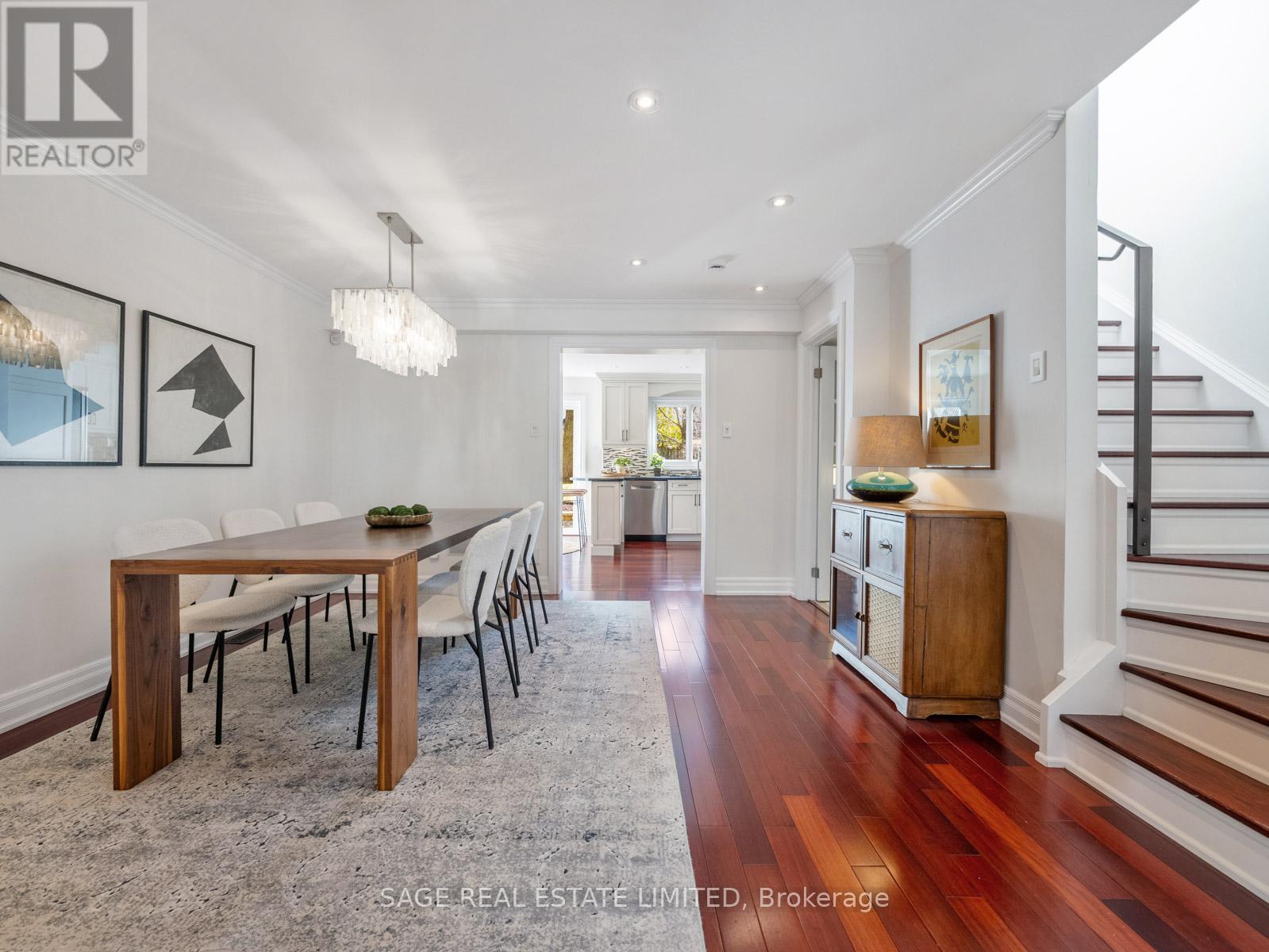 137 Willow Avenue, Toronto, Ontario  M4E 3K4 - Photo 3 - E12938202