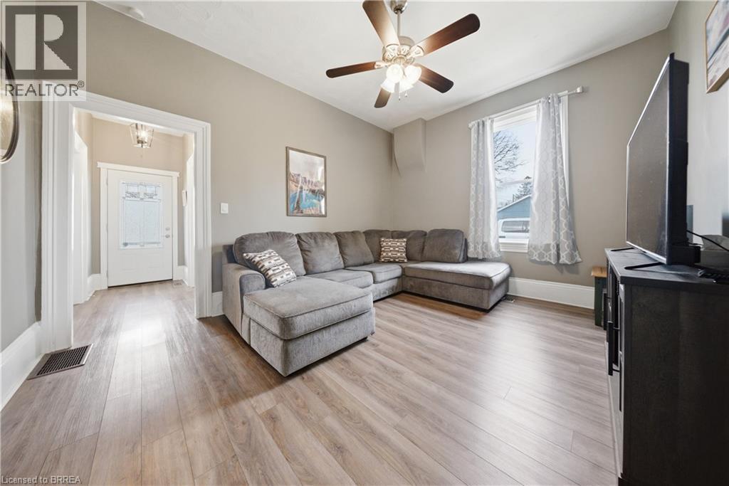 64 Richardson Street, Brantford, Ontario  N3T 1J1 - Photo 9 - 40814862