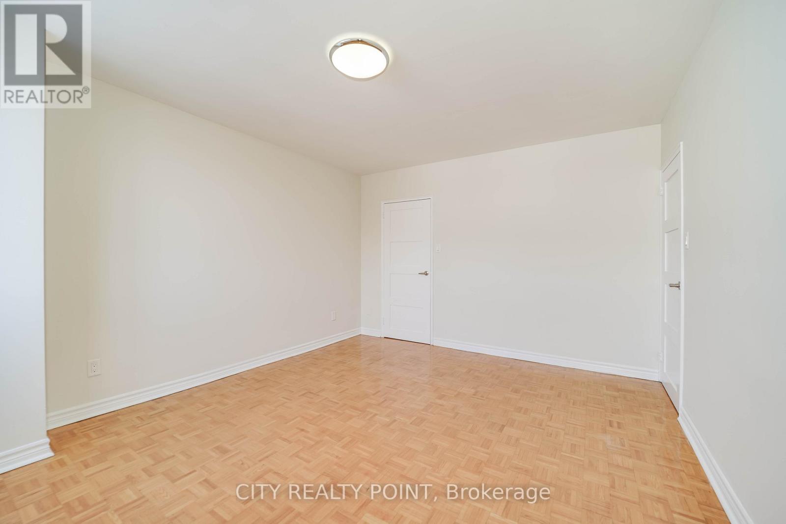 705 - 10 Shallmar Boulevard, Toronto, Ontario M5N 1J4 - Photo 19 - C12893492