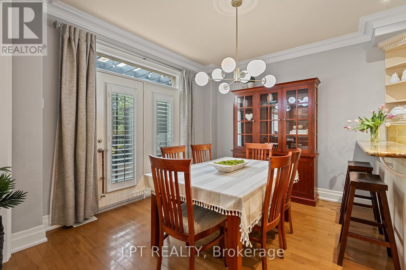 112 Tyler Street, Aurora, Ontario  L4G 2N3 - Photo 15 - N12938178