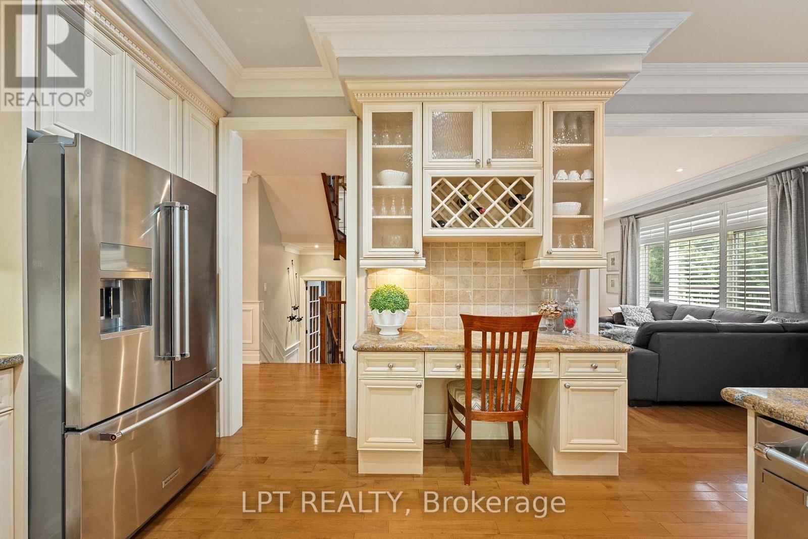 112 Tyler Street, Aurora, Ontario  L4G 2N3 - Photo 21 - N12938178