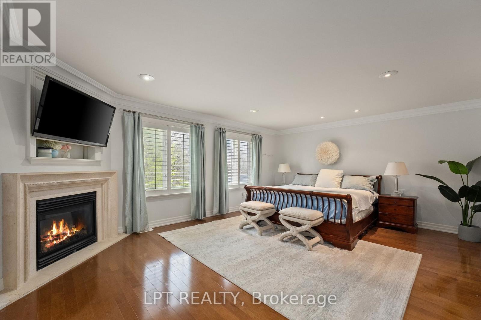 112 Tyler Street, Aurora, Ontario  L4G 2N3 - Photo 26 - N12938178