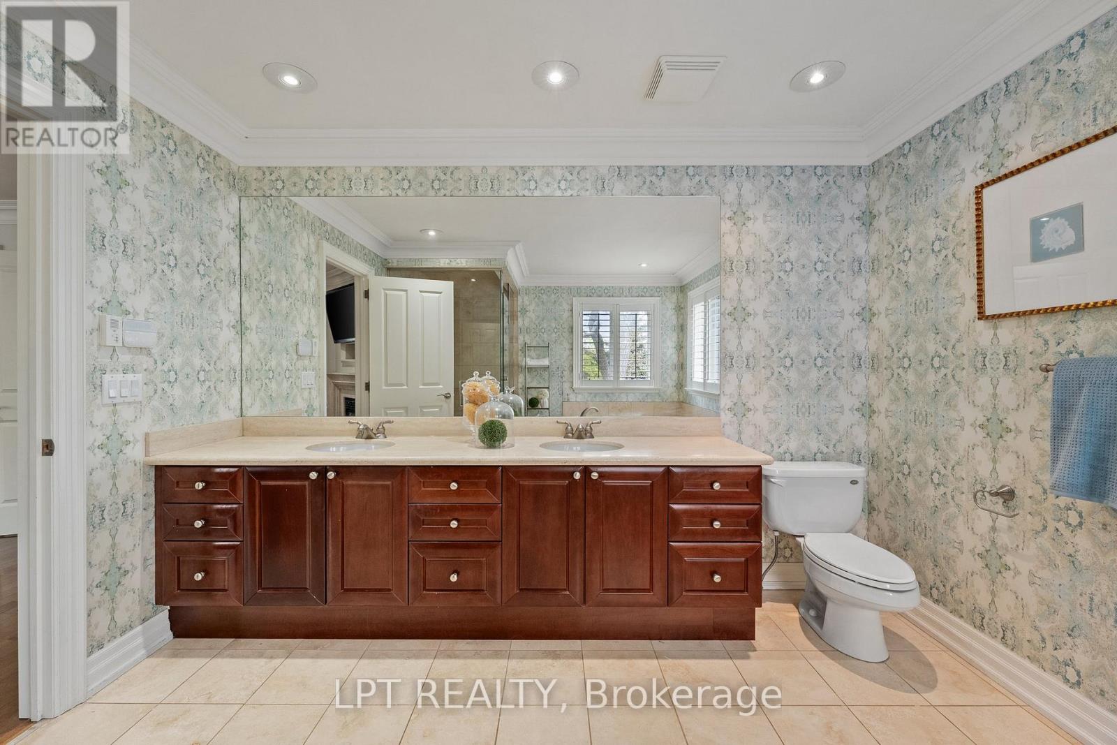 112 Tyler Street, Aurora, Ontario  L4G 2N3 - Photo 29 - N12938178